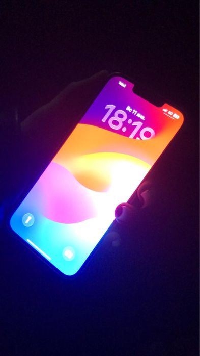 Айфон 13 б/у продаю