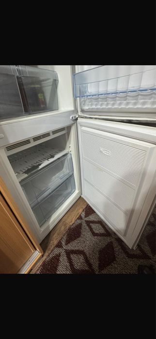 Продам холодильник