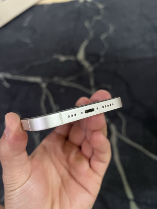Iphone 13 128 гб ,коробка есть акб 74%