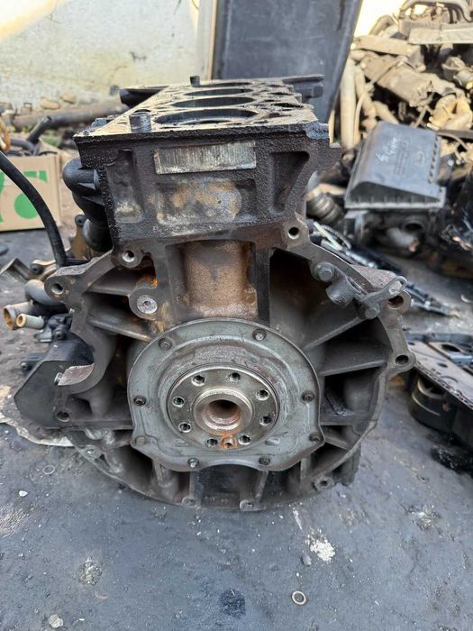 Bloc motor complet Ford Transit / Peugeot Boxer 2.2 Diesel Euro 4