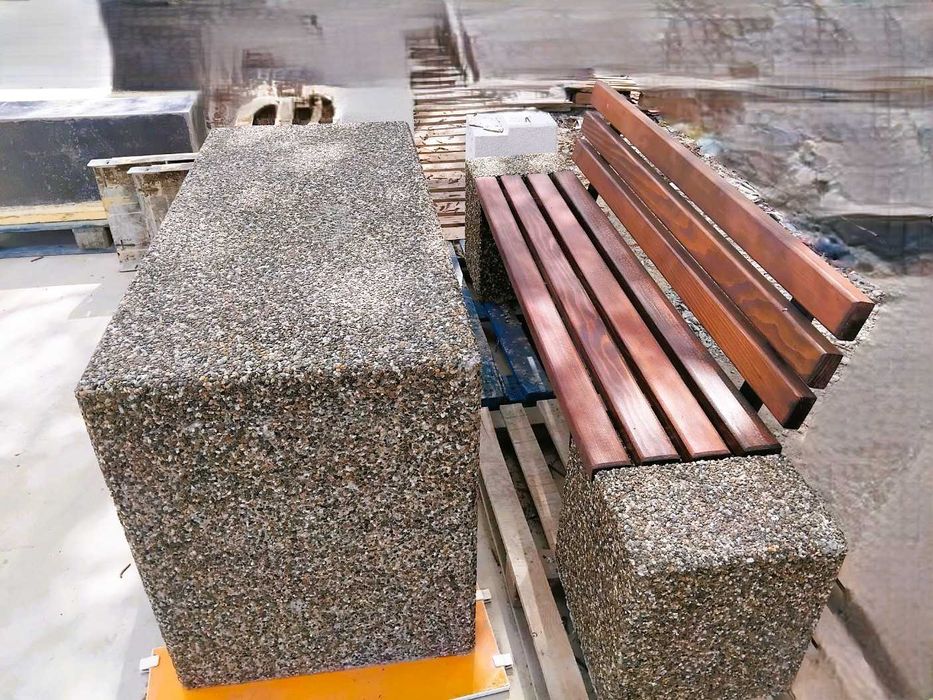 Masă din beton și piatră naturală