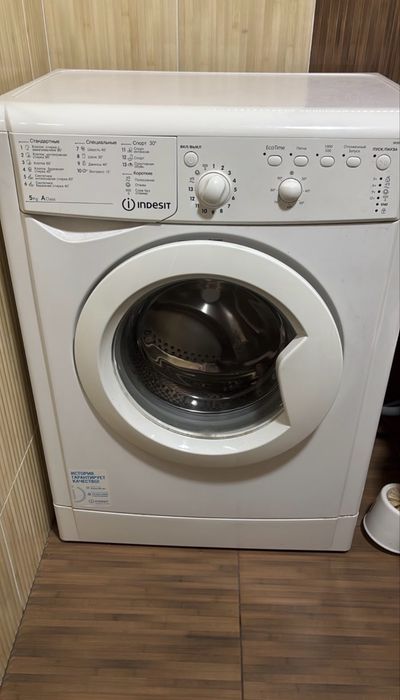 Стиральная машина Indesit