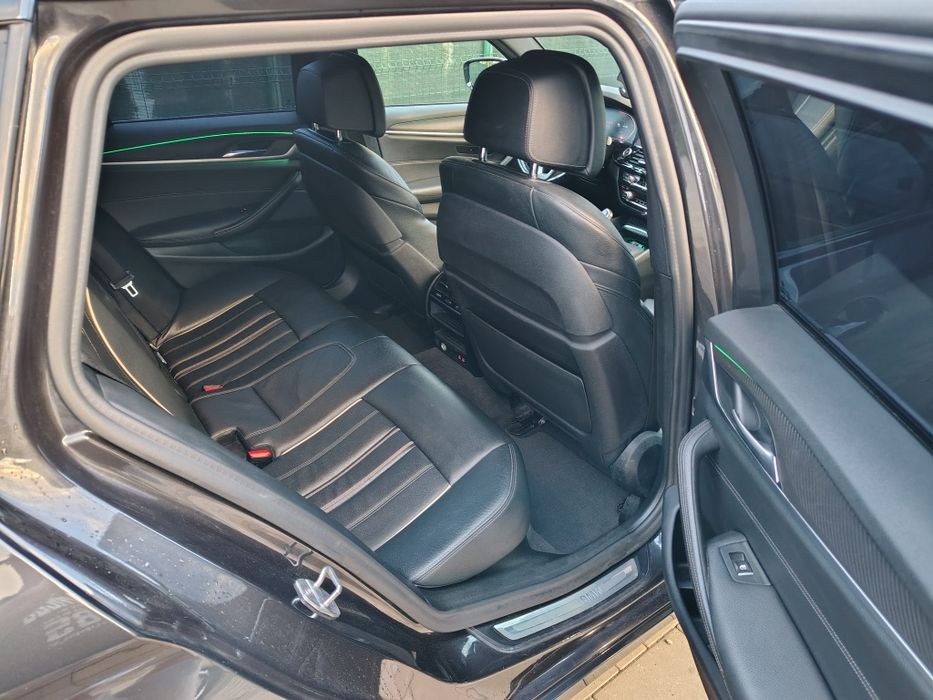 BMW 520d an 2019 luna 11, 158 000 km