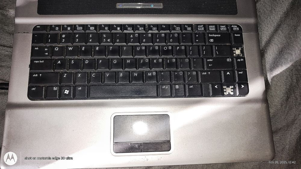 HP Compaq 6720s лаптоп за работа