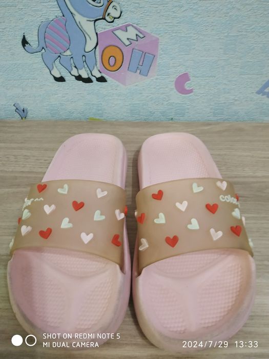 Продам шлепки на девочку