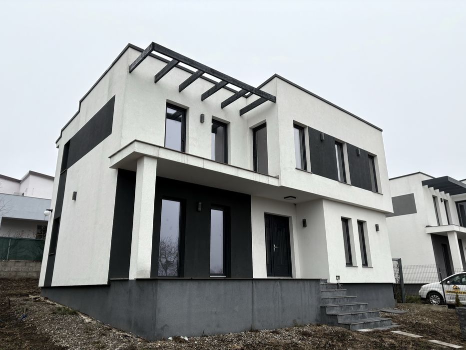 Casa Parter+Etaj+Teren 400mp | Zona superba