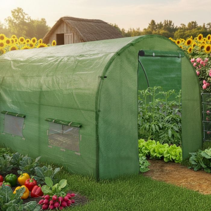 Компактна оранжерия – лесен монтаж и стабилна рамка