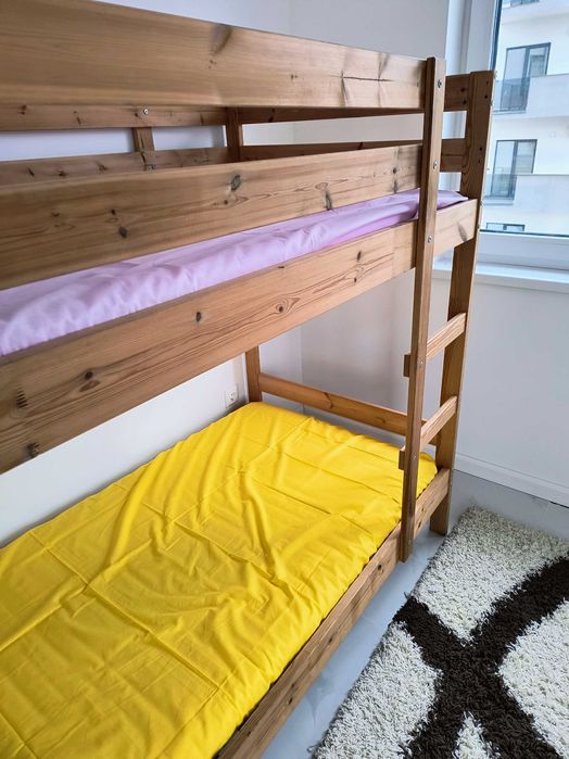 Pat suprapus lemn masiv