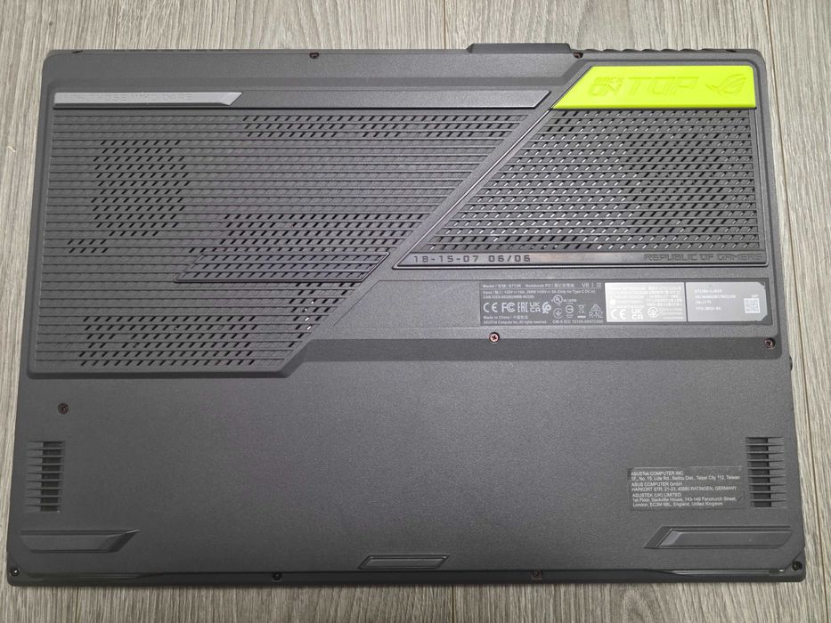 Laptop gaming ASUS ROG Strix G17 G713RW Ryzen 9 6900HX, RTX 3070 TI, 16GB DDR5, SSD M.2 NVMe 1TB