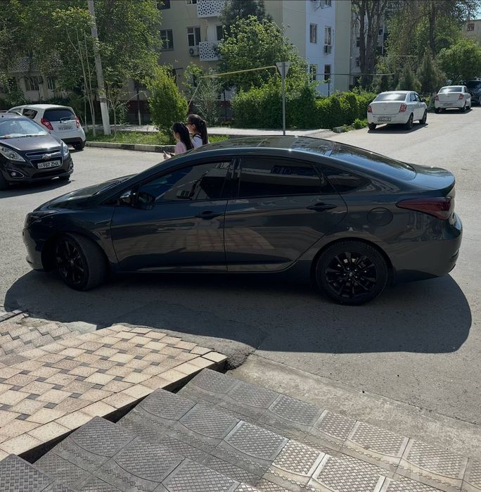 Hyundai i40 срочно