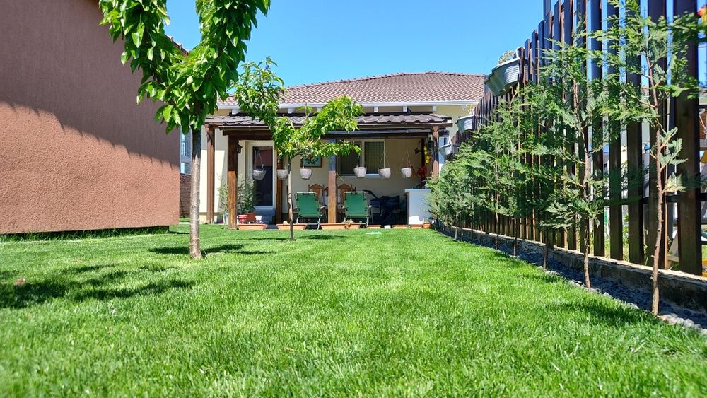 Proprietar vând Duplex parter cu  Garaj  - 35 mp.  Preț 147.000 E.