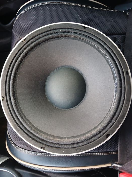 Продам динамик новый