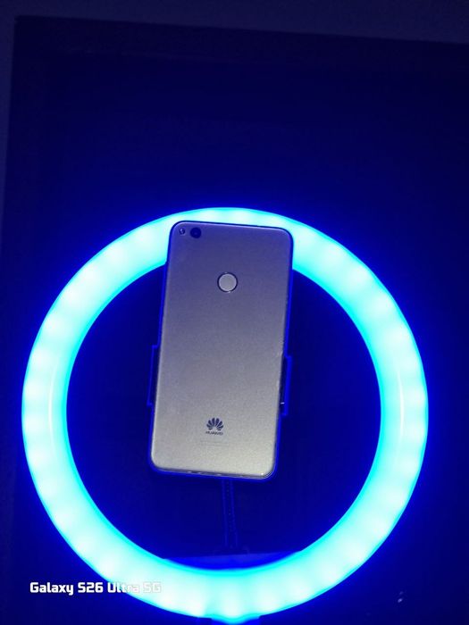 Продам Huawei p8 lite 2017