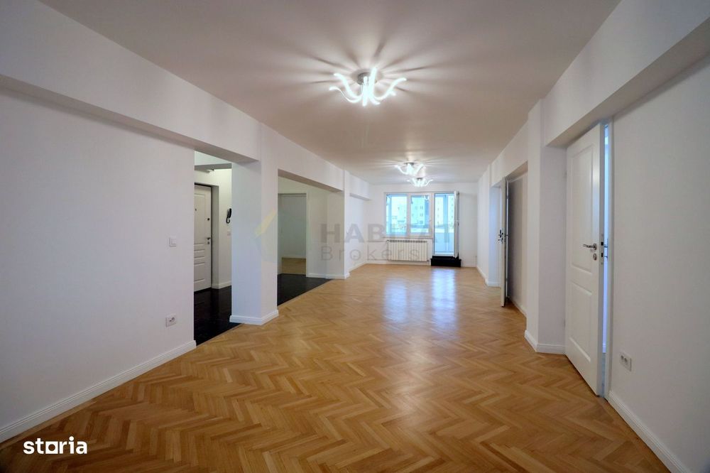 4 Camere (153 mp utili) în Blocul Scala