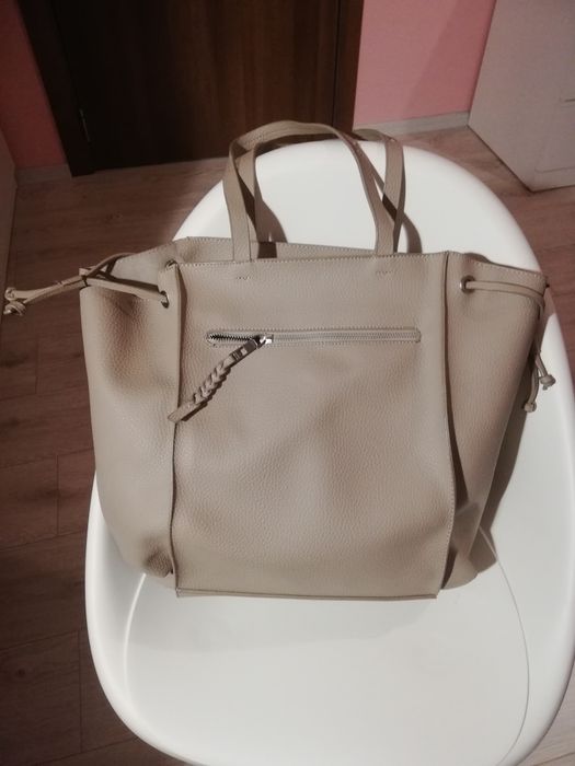 Azzaro, Parfois, Monki, естествена кожа.