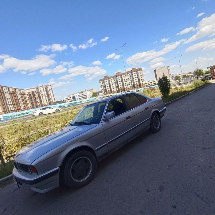 Продам БМВ е 34 год 92 2.5 газ бензин