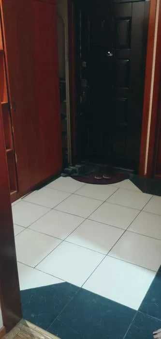 12 квартал возле метро 4/3/4