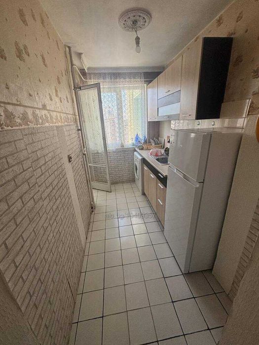 Дава се под наем Двустаен апартамент в Бургас, Зорница - 56 кв.м за 280.5 € - Снимка #3