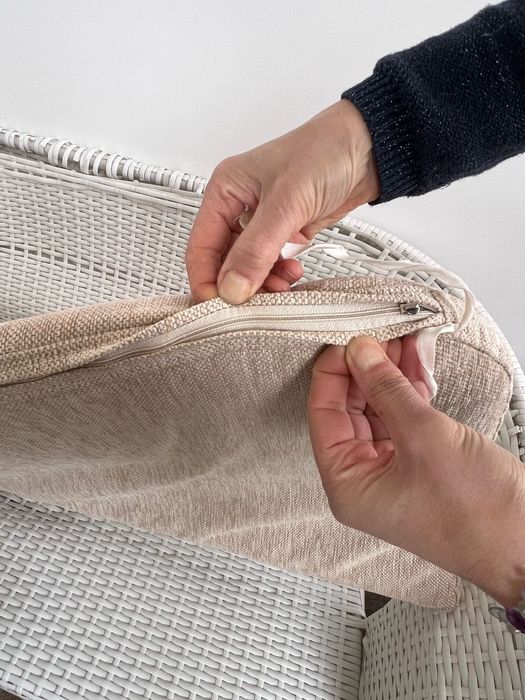 Градинско канапе от изкуствен бял ратан