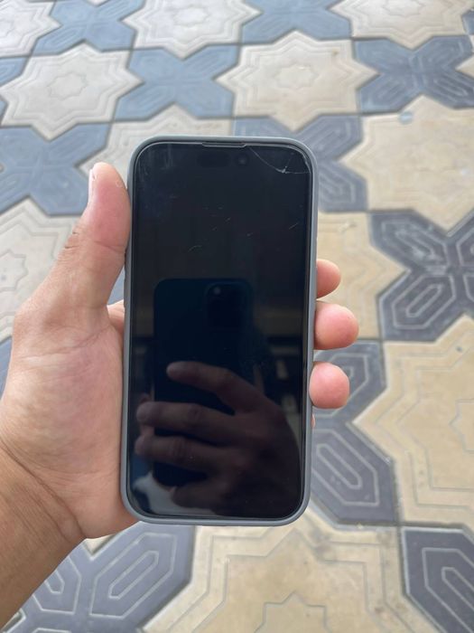 Iphone 15 pro ideal holattda kredit ga olingan