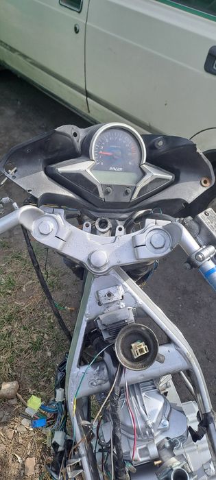 Продам рейсер скайвей по запчастям.