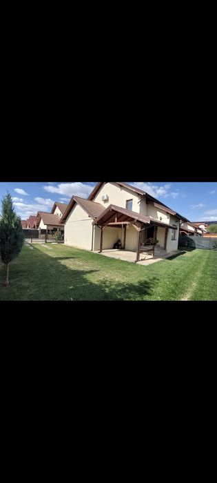 PROPRIETAR   inchiriez casa individuala P+M + pod , Dumbravita ,