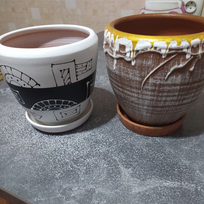 Продам цветочные кашпо разные ..