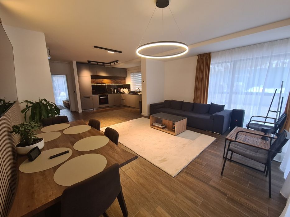 Apartament 2 camere complet mobilat si utilat in Sinaia zona Furnica