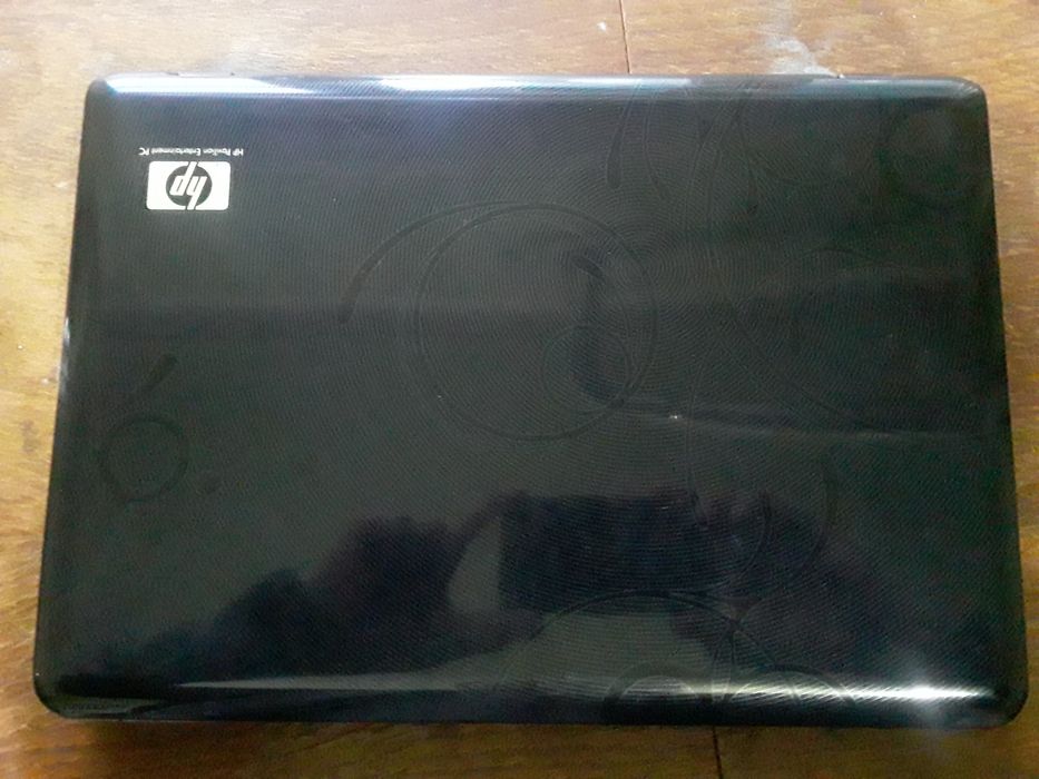 HP Povilion dv2000