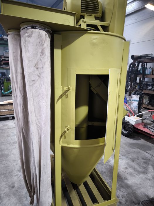 Moara cu amestecator cereale