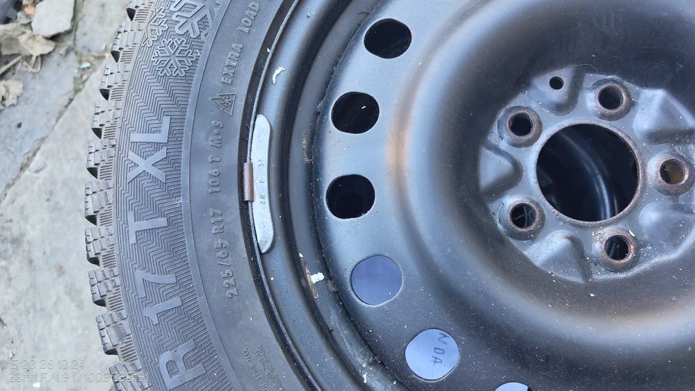 Зимни гуми 225/65/17