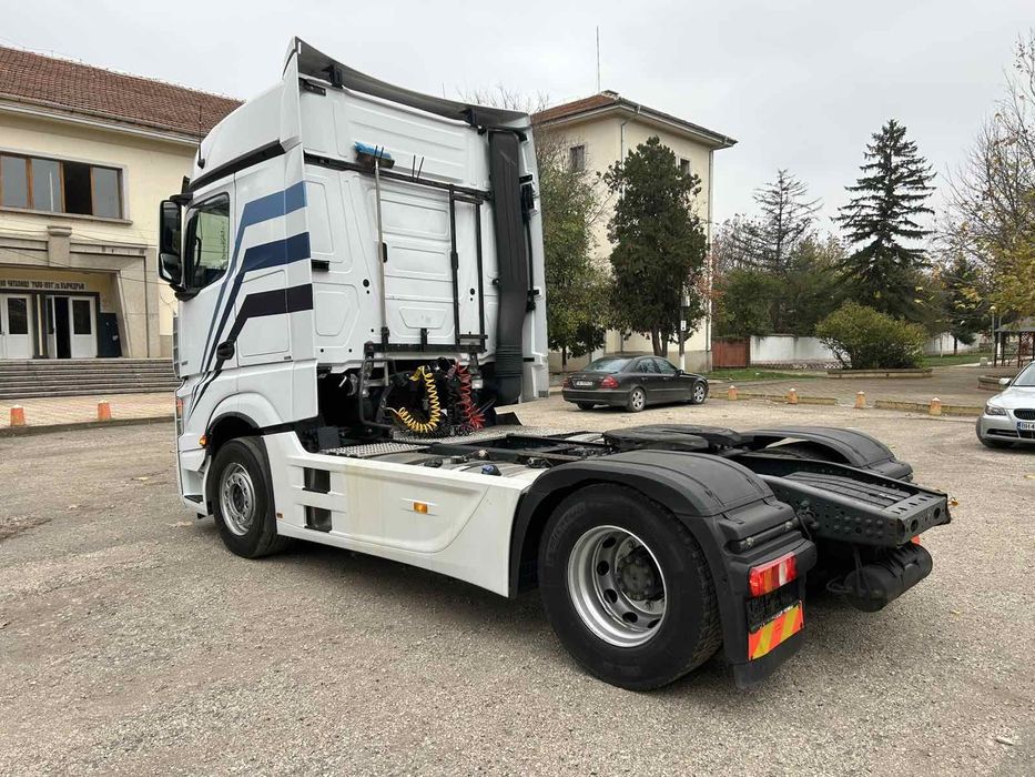 Mercedes Actros 1851 BIG SPACE EURO 6