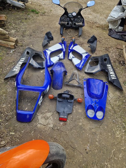 Vand Set Carene Yamaha YZF R6  2001