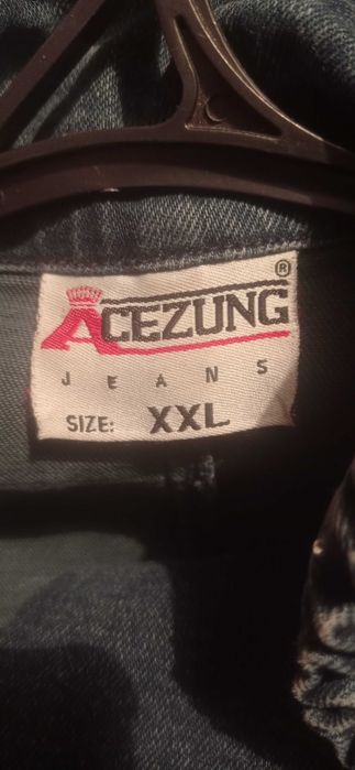 Продам джинсовый костюм