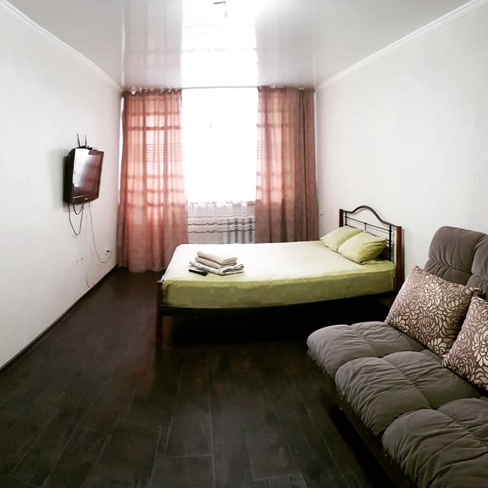 Назарбаева, 52. Район ПГУ, ИНЕУ.