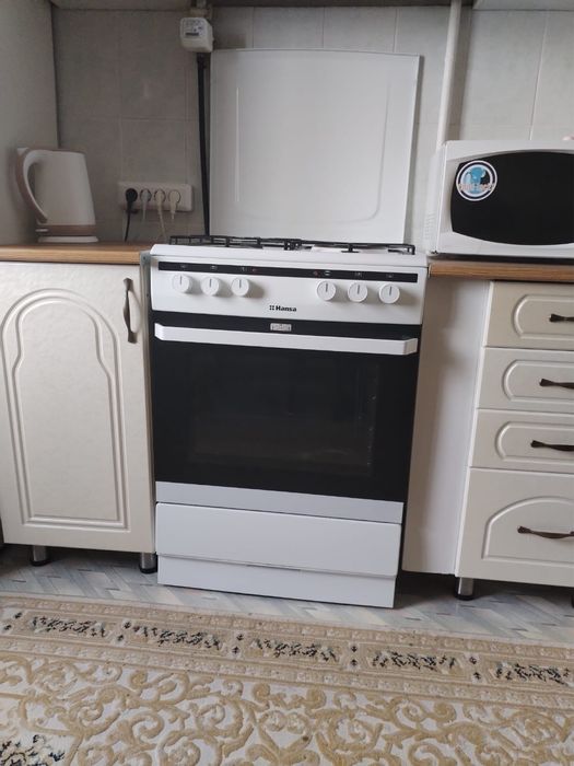 Продам газ плиту