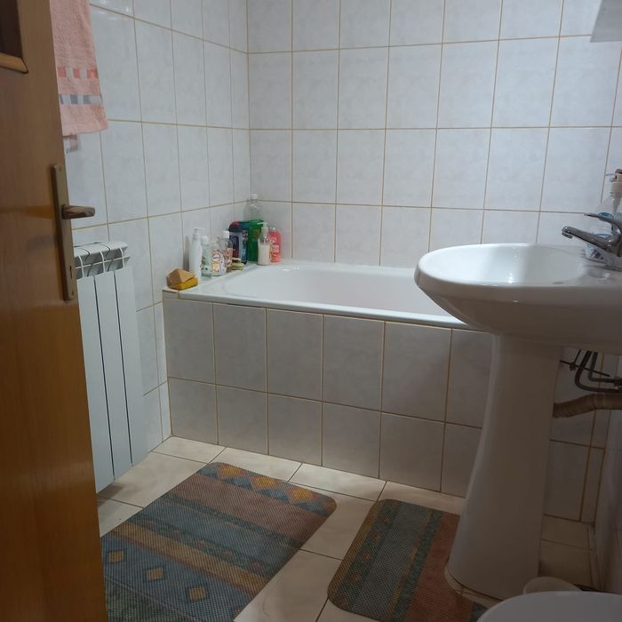 Garsoniera zona stadion Primăverii