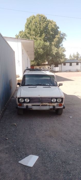 LADA (ВАЗ) 2106.