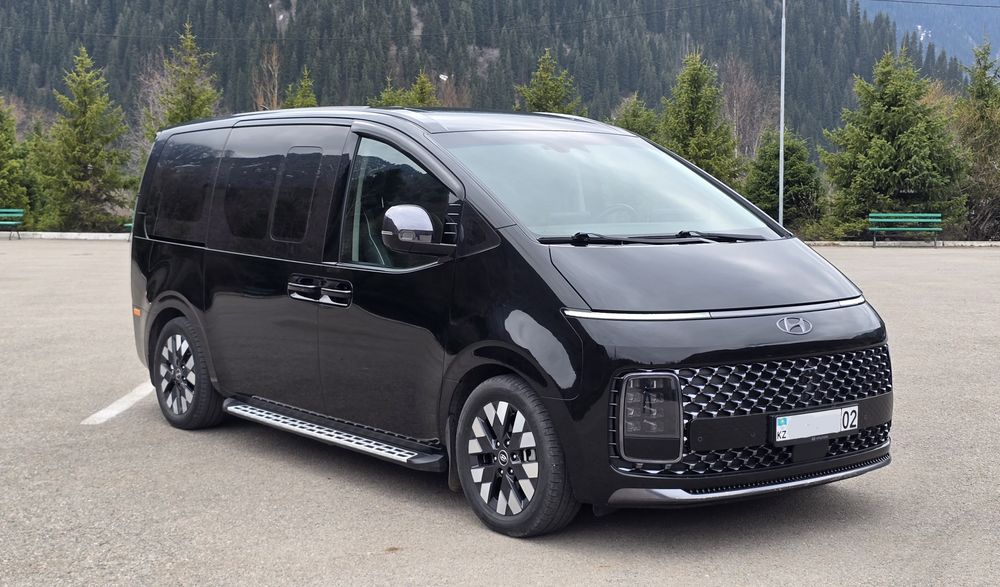 Аренда минивэна Hyundai Staria 2025 VIP | 8 мест 4WD | Алматы Трансфер