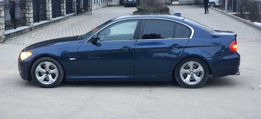 BMW 3 Series 2012 — imagine 5