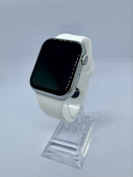 Smartwatch asemanator cu Applewatch SE