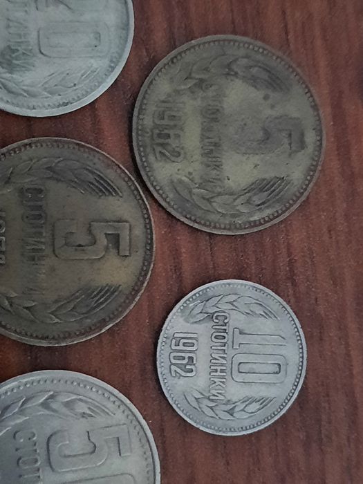 Стари български монети