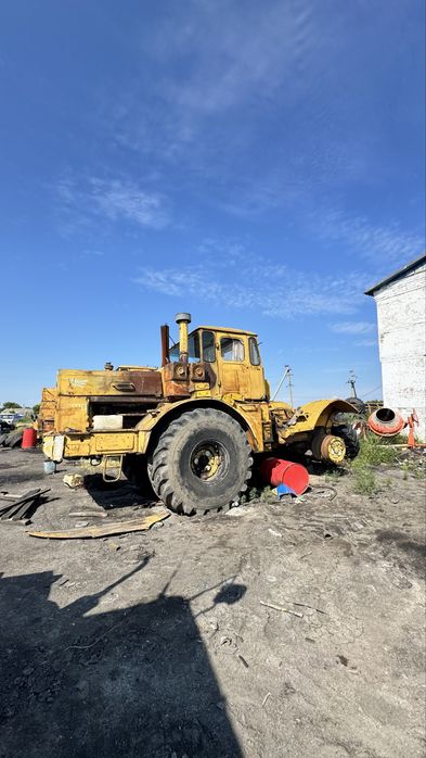 Продам К-700 2 единицы