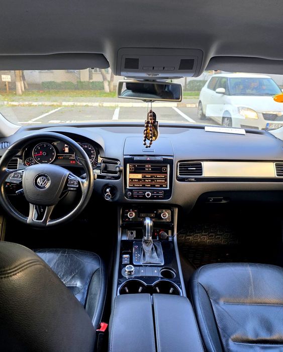 Volkswagen Touareg 7P Gri motorina,TDI 3.0,v74×4 integral, impecabil
