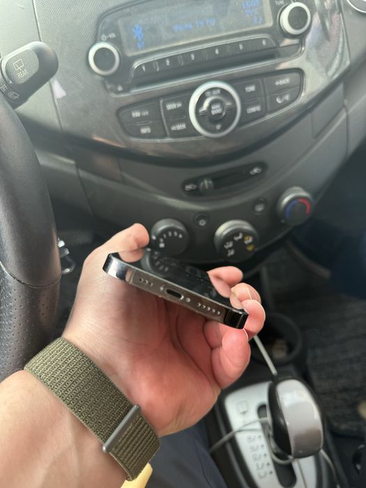 Iphone 14 pro bez karobka