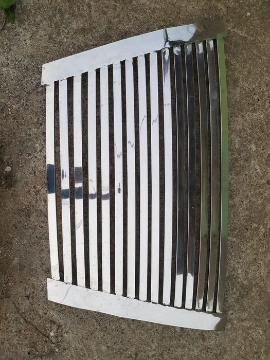 Решетка радиатора газель