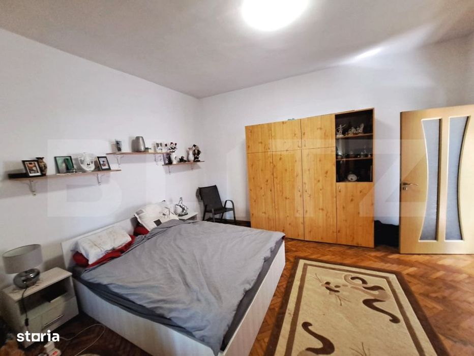 Casa spatioasa cu livada, teren de 1.690 mp si panouri fotovoltaic,  S