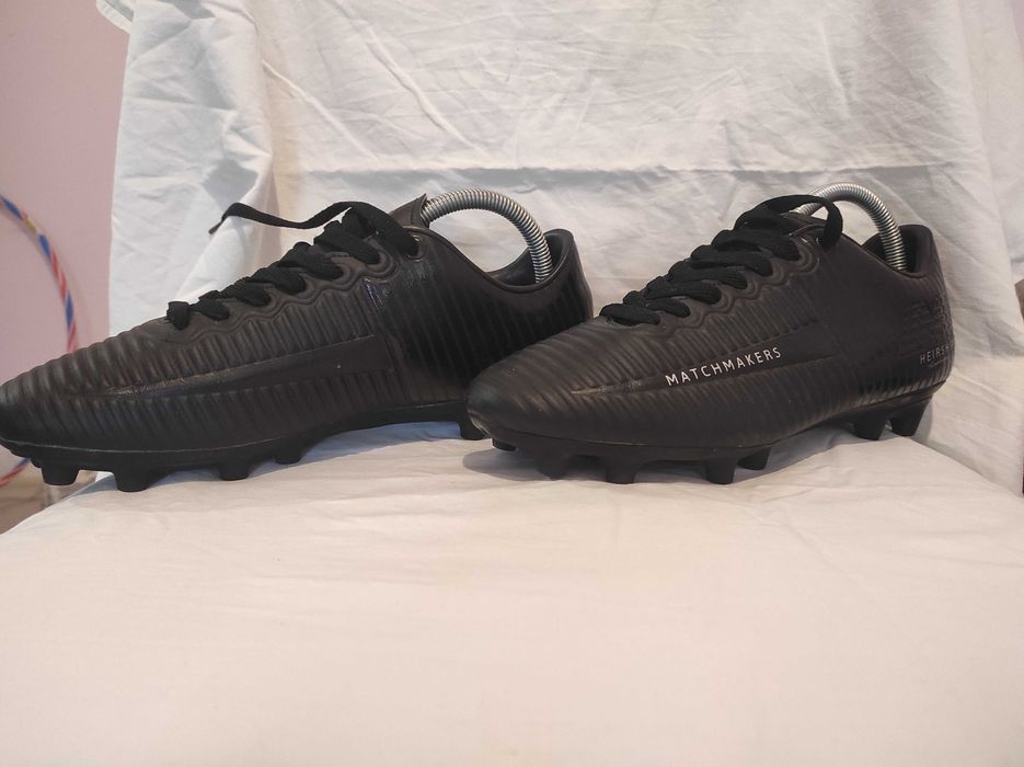 Футболни обувки Matchmakers, размер на стелката 26см