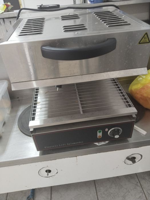 Продаётся гриль salamander