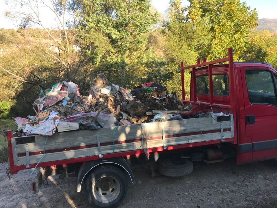 Събаряне на сгради София.Къщи,гаражи,почистване,извозване на отпадъци.